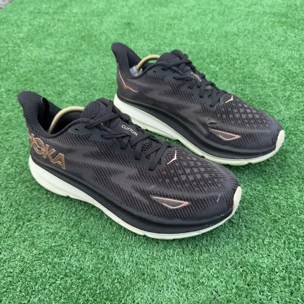 HOKA ONE ONE CLIFTON 9 WIDE - Women’s Running Shoes - SIZE 10D